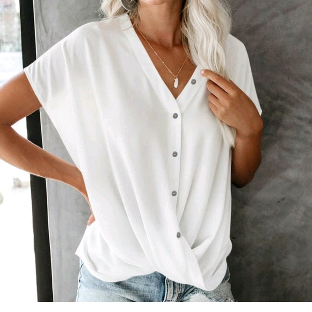 Vneck flowy blouse - white